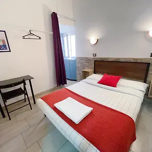 https://overseas-guesthouse.it-romehotels.com